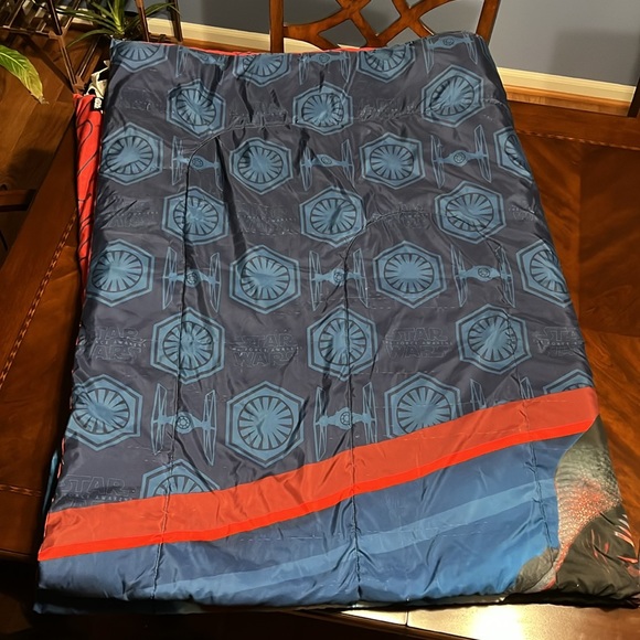 Star Wars twin comforter and fitted sheet - Picture 3 of 8